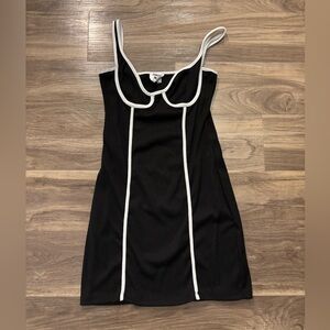 Princess Polly black dress size 6!
